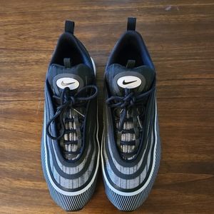 Nearly new Nike Air Max 97 ultra 17